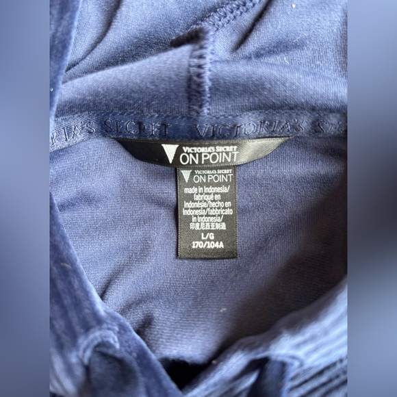 Victoria's Secret On Point Navy hoodie - Picture 4 of 4